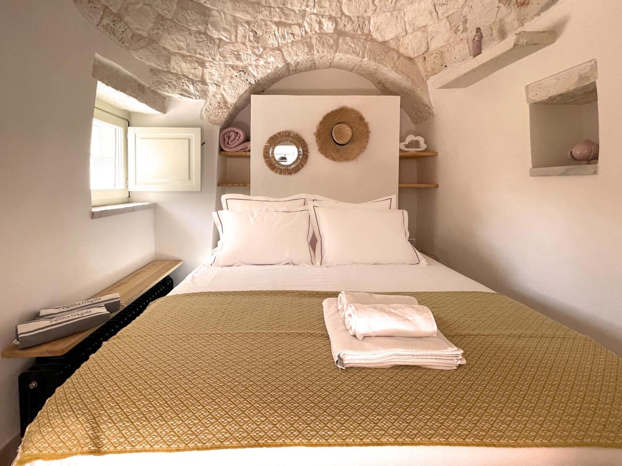 Trullo Panna Fragola - Exclusive Four Bedroom Villa & Private Pool Martina Franca Exteriör bild